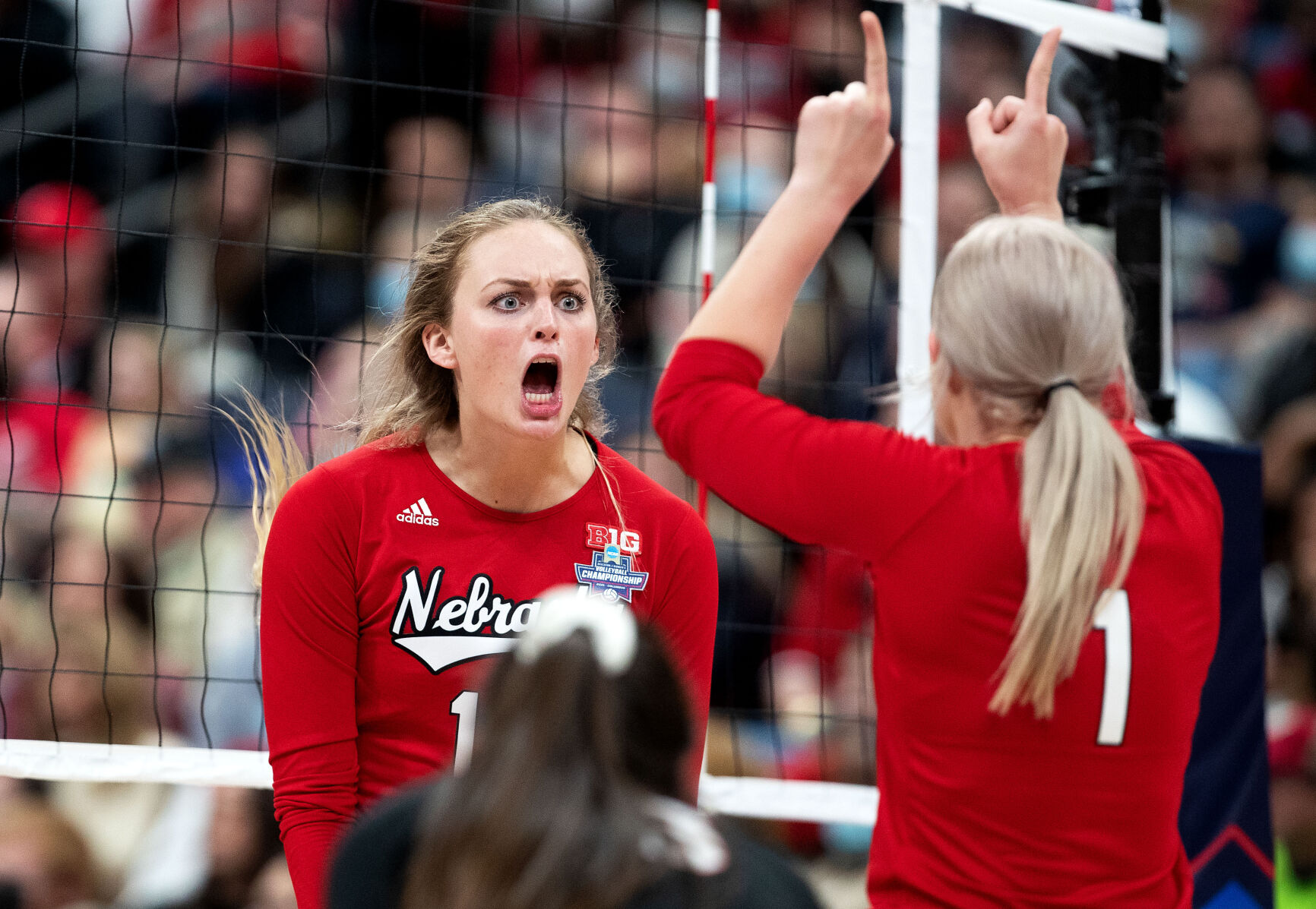 121921-owh-spo-nuvolley54.jpg